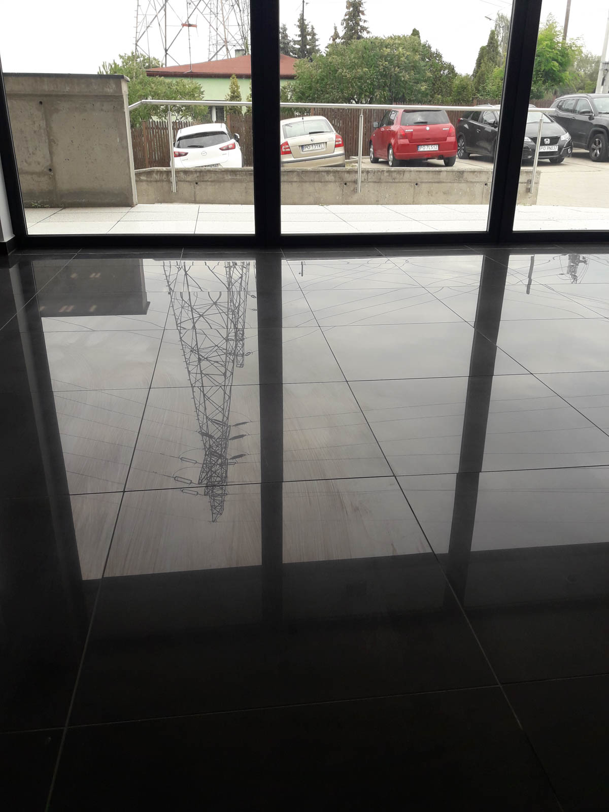 Mycie okien w obiektach biurowych